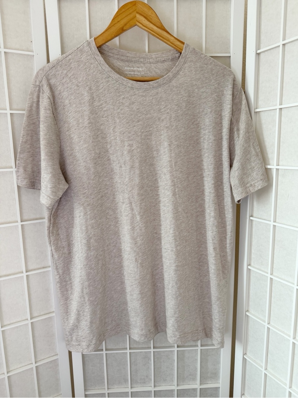 Banana Republic Oatmeal Premium Wash Tee Short Sleeve Large